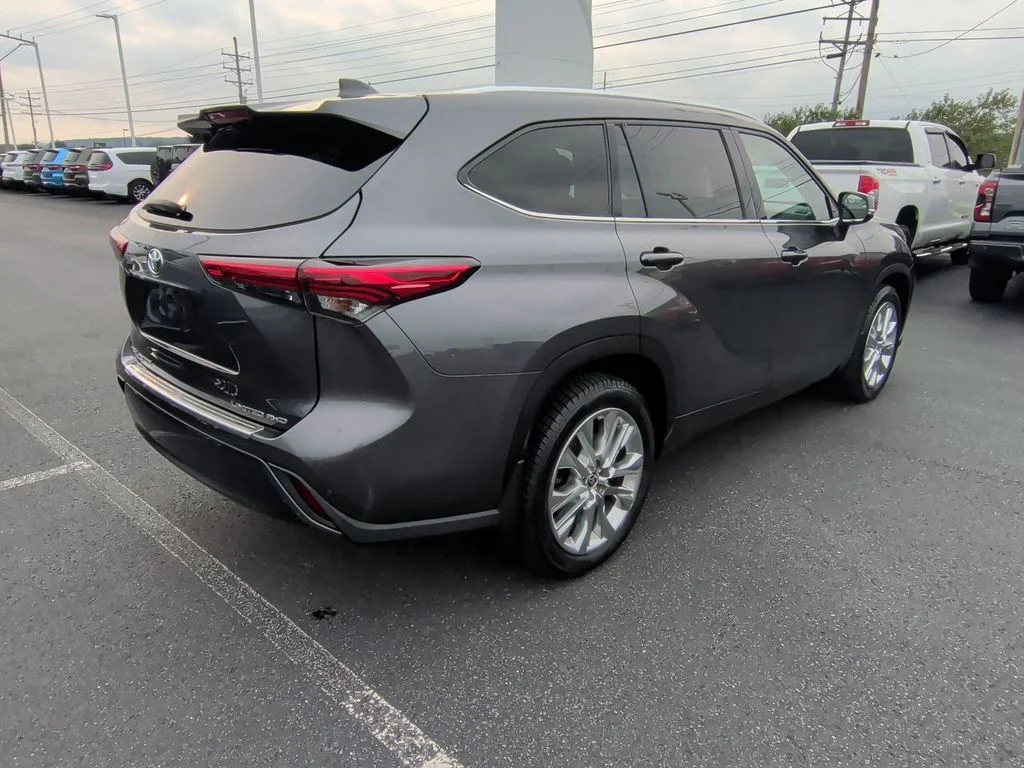 Used 2020 Gray Toyota Limited image 8