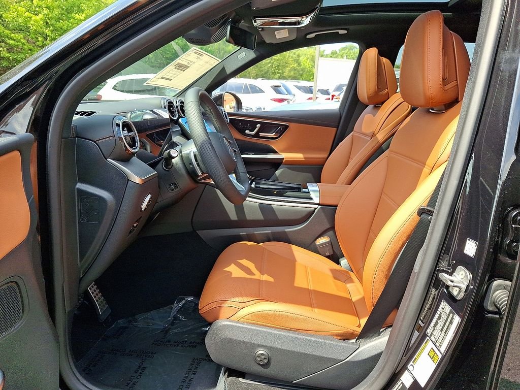 New 2027 Obsidian Black Metallic Mercedes-Benz GLC 300 image 9