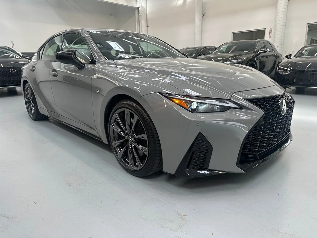Certified Used 2025  Lexus 350 F SPORT image 3