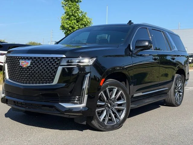 2023 Cadillac Escalade 2WD Luxury's photo