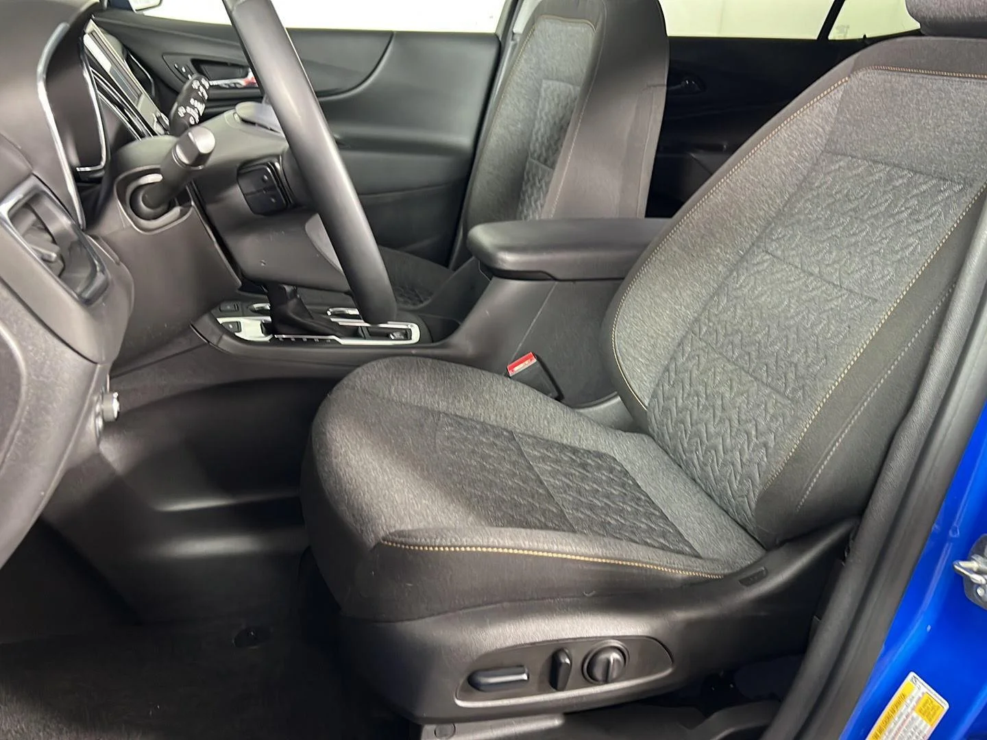 Used 2024 Riptide Blue Chevrolet LT image 6