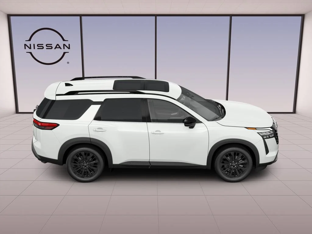 New 2026 Everest White Pearl TriCoat Nissan SL image 4