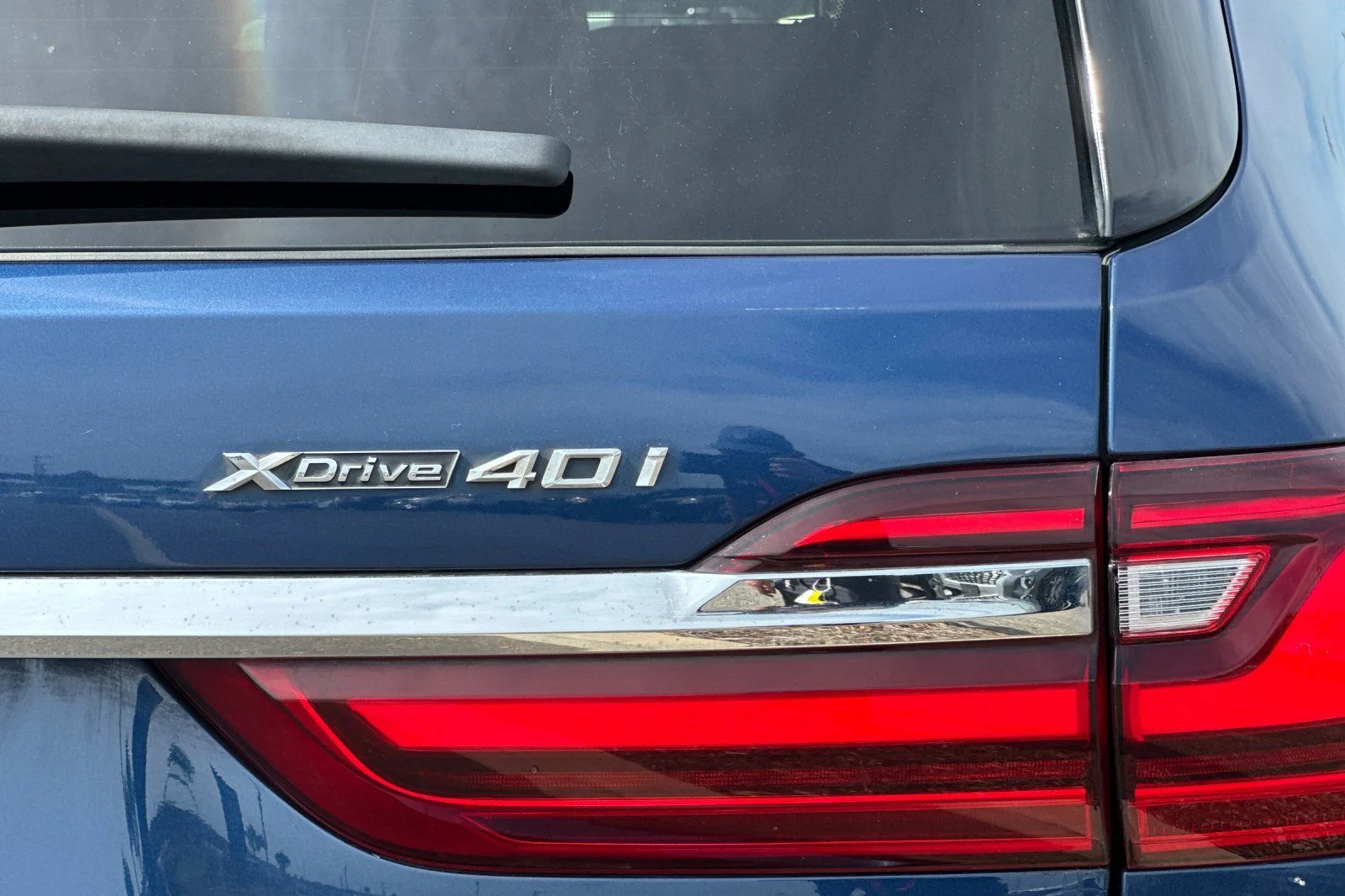 Used 2020 Blue BMW xDrive40i image 34