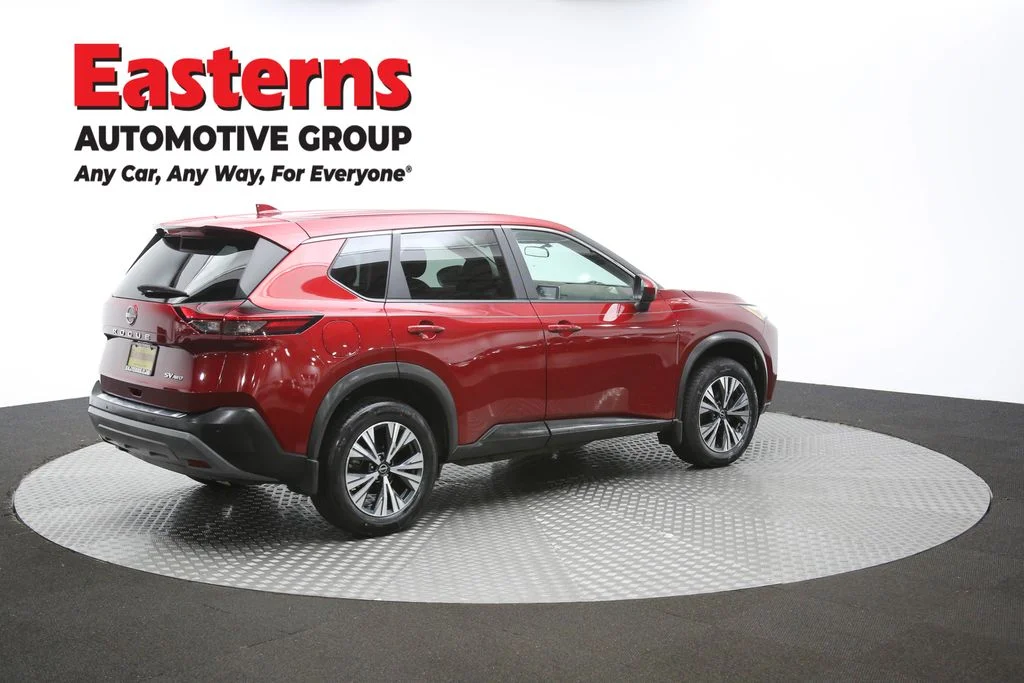 Used 2023 Red Nissan SV image 39