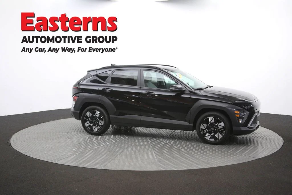 Used 2024 Black Hyundai SEL image 56