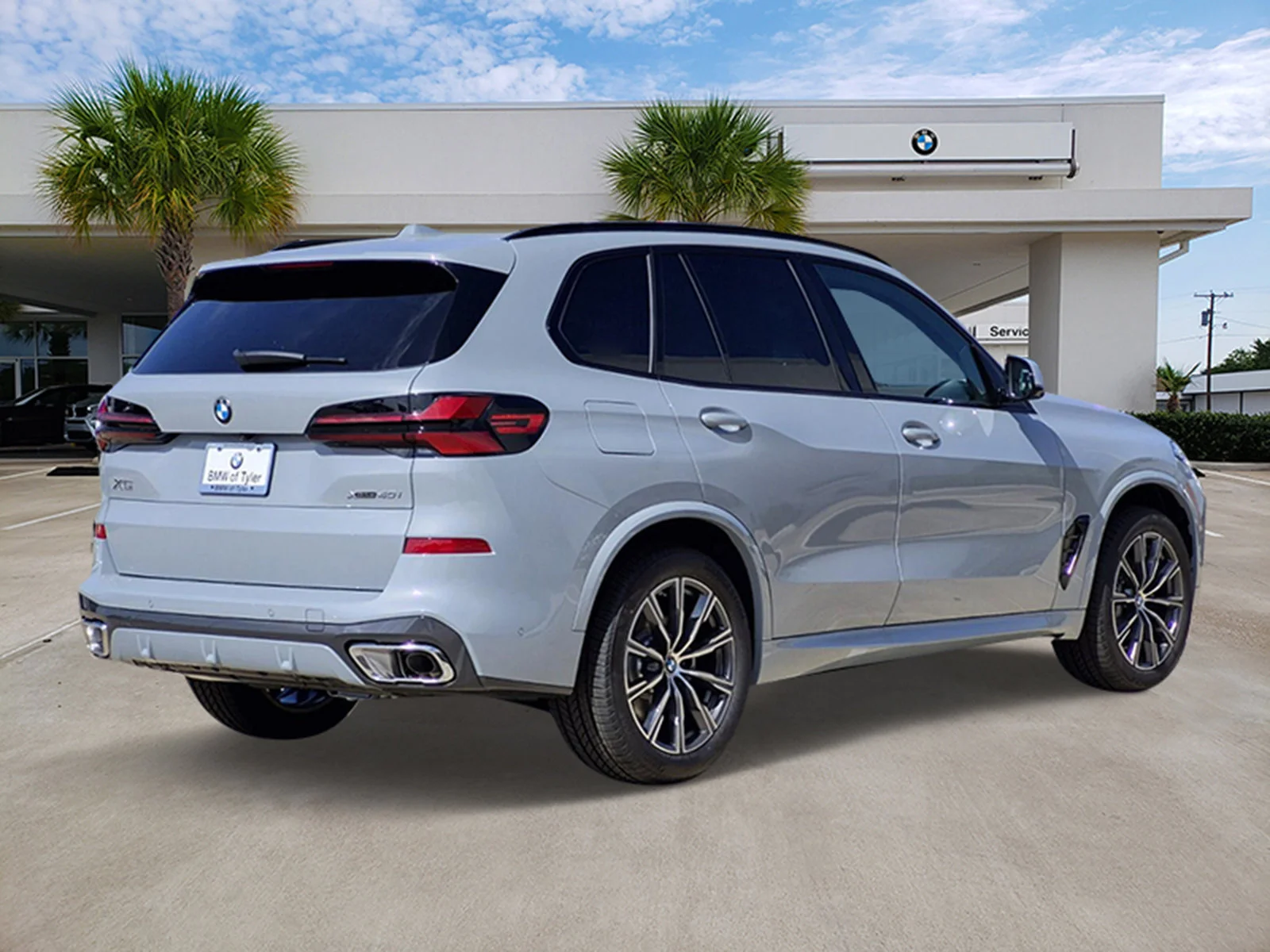 New 2026 Brooklyn Grey Metallic BMW xDrive40i image 6