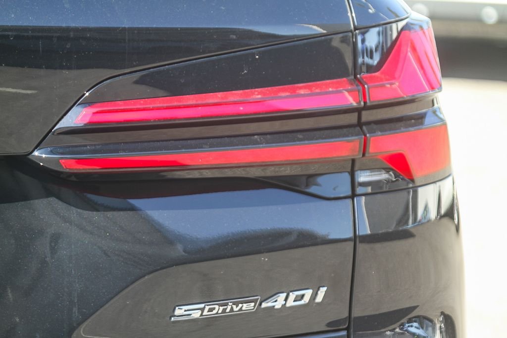 New 2026 Black Sapphire Metallic BMW sDrive40i image 7
