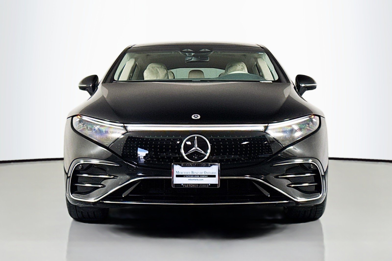 Used 2023 Obsidian Black Metallic Mercedes-Benz 580 image 3