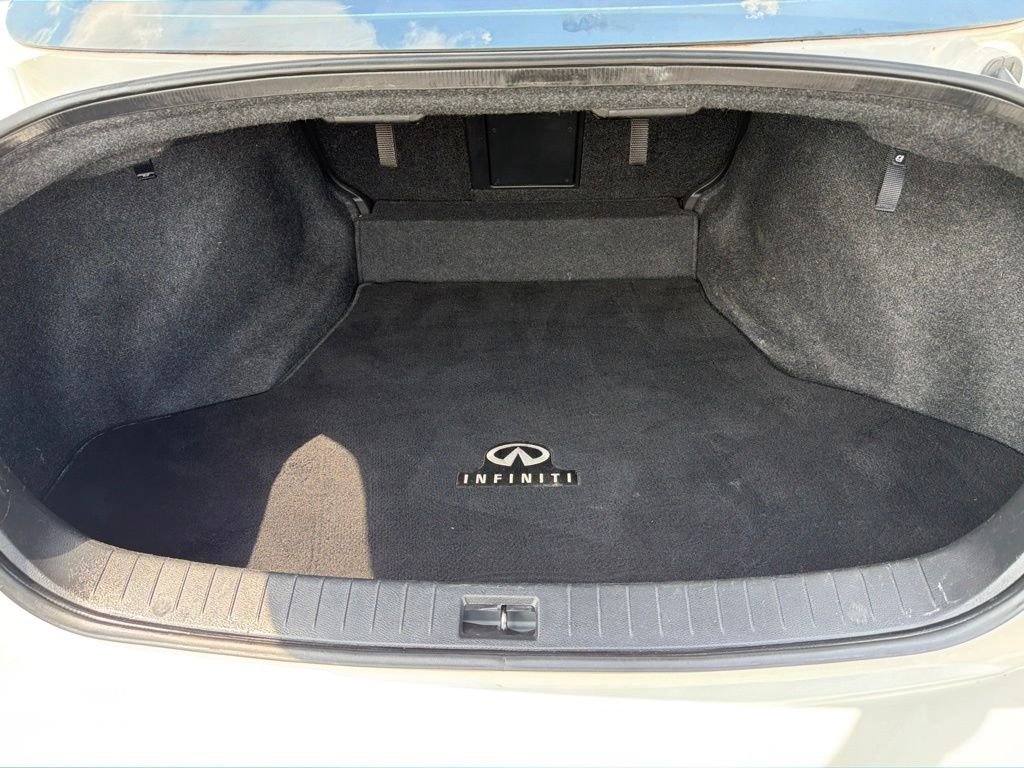 Used 2021 White INFINITI 3.0t SENSORY image 15