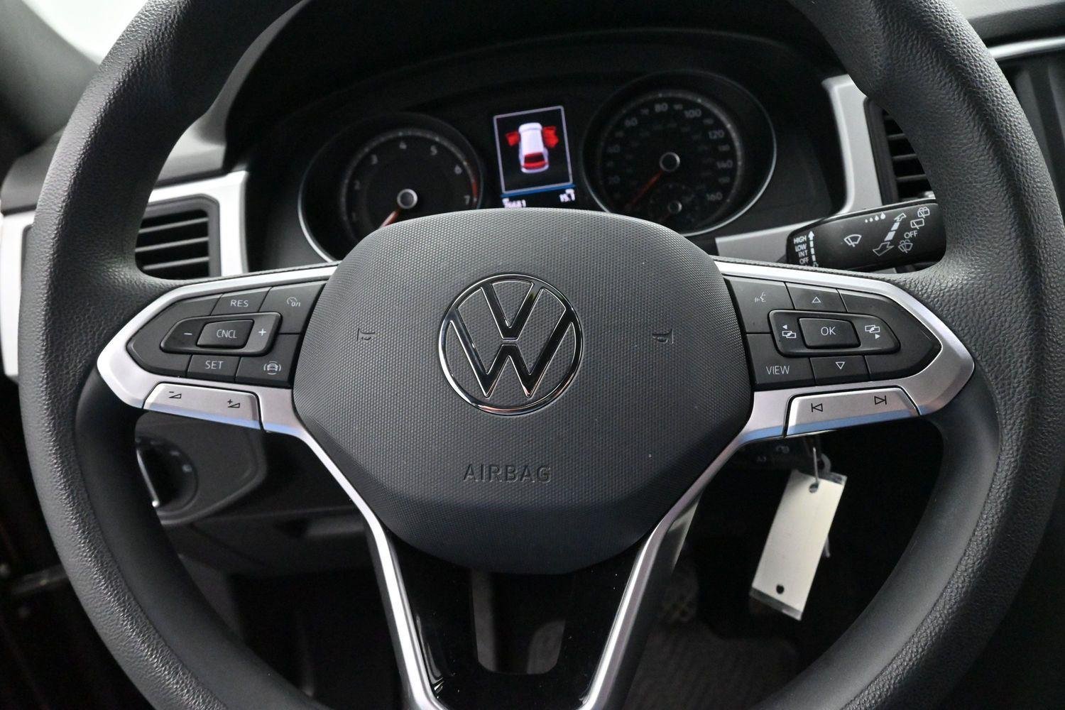 Used 2021 Deep Black Pearl Volkswagen 2.0T S image 16