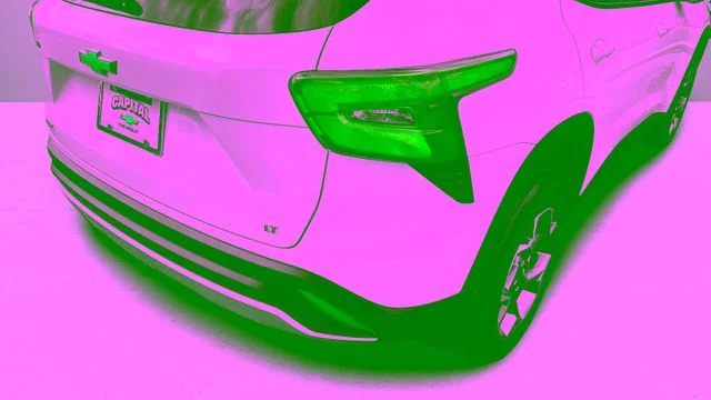 Used 2025 White Chevrolet LT image 36