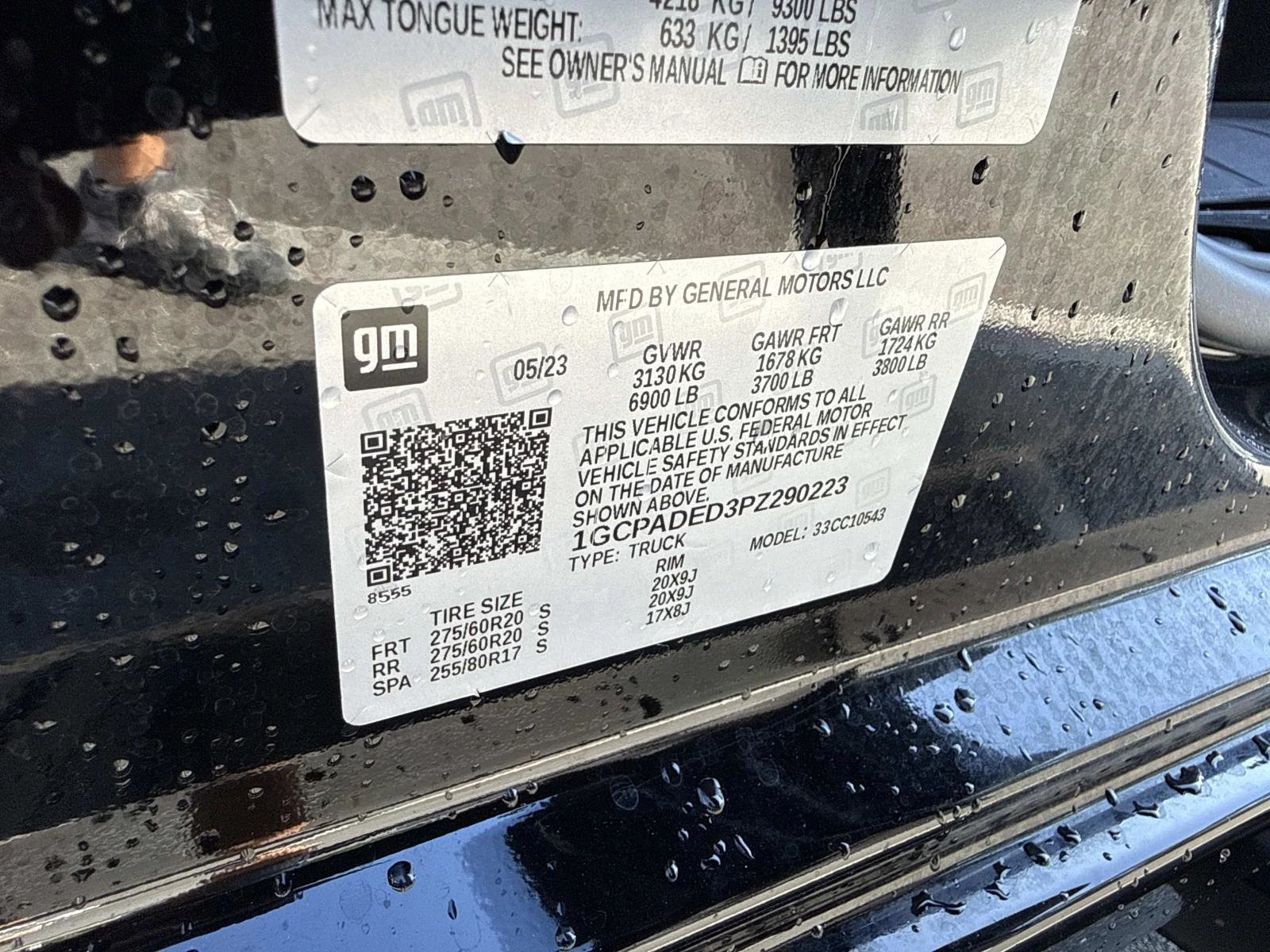 Used 2023 Black Chevrolet RST image 33
