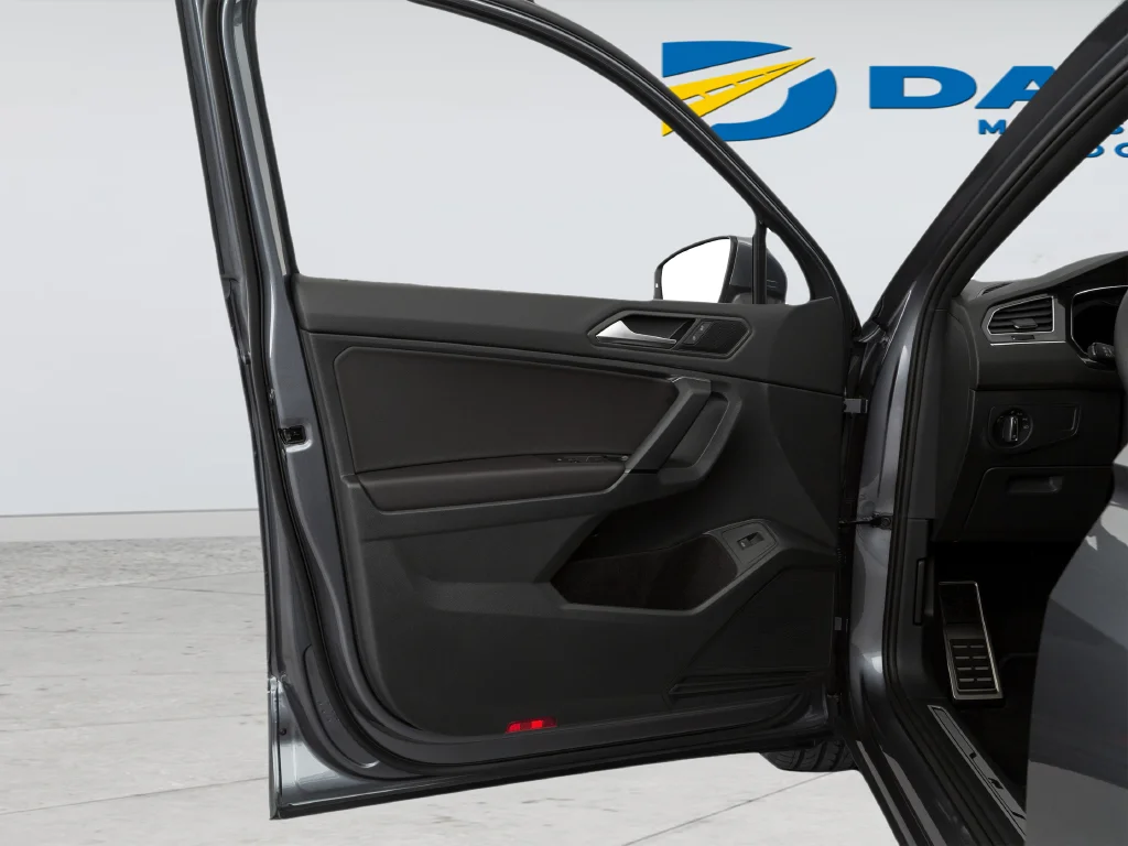 Used 2019  Volkswagen 2.0T SEL R-Line image 12