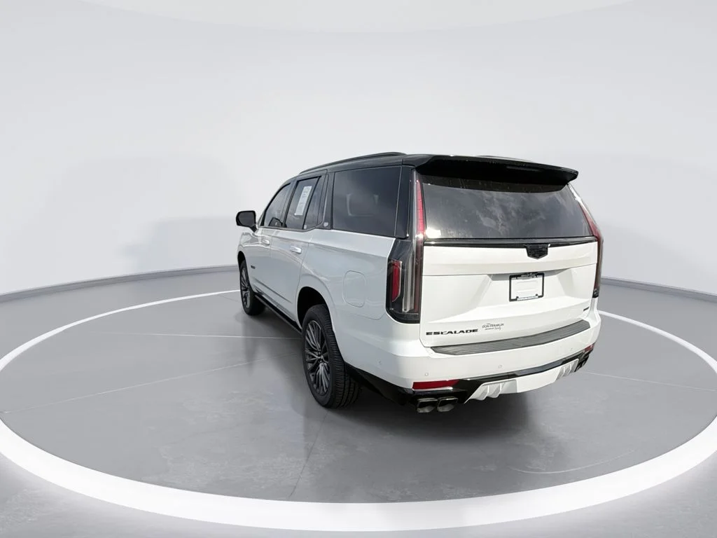 Used 2023 White Cadillac V-Series image 6