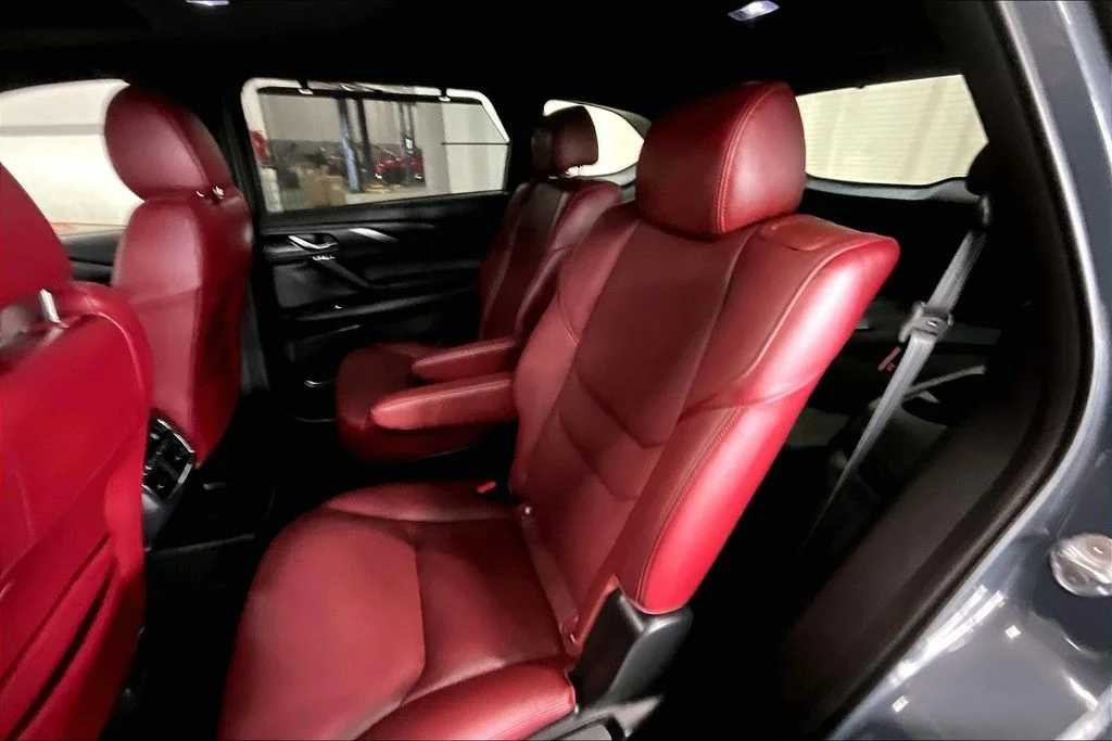 Used 2023 Gray Mazda Carbon Edition image 26