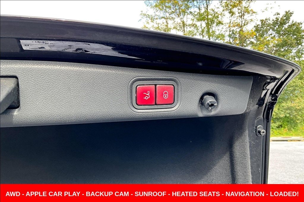 Used 2018 Black Mercedes-Benz E 300 image 28