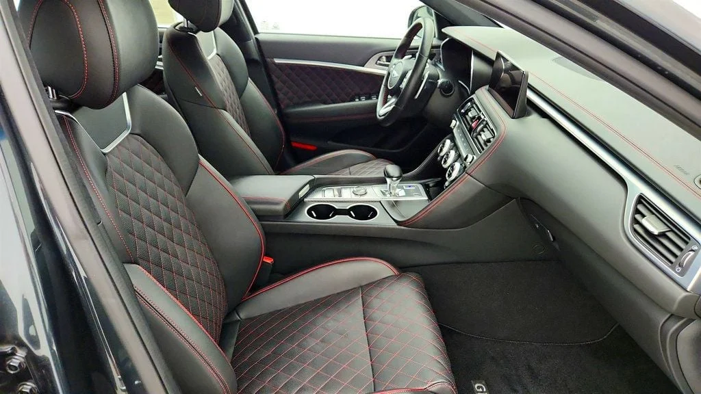Used 2023 Hallasan Green Genesis 3.3T AWD w/ Sport Advanced & Sport Prestige Pkgs image 25