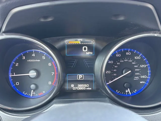Used 2019 Green Subaru 2.5i Premium image 11