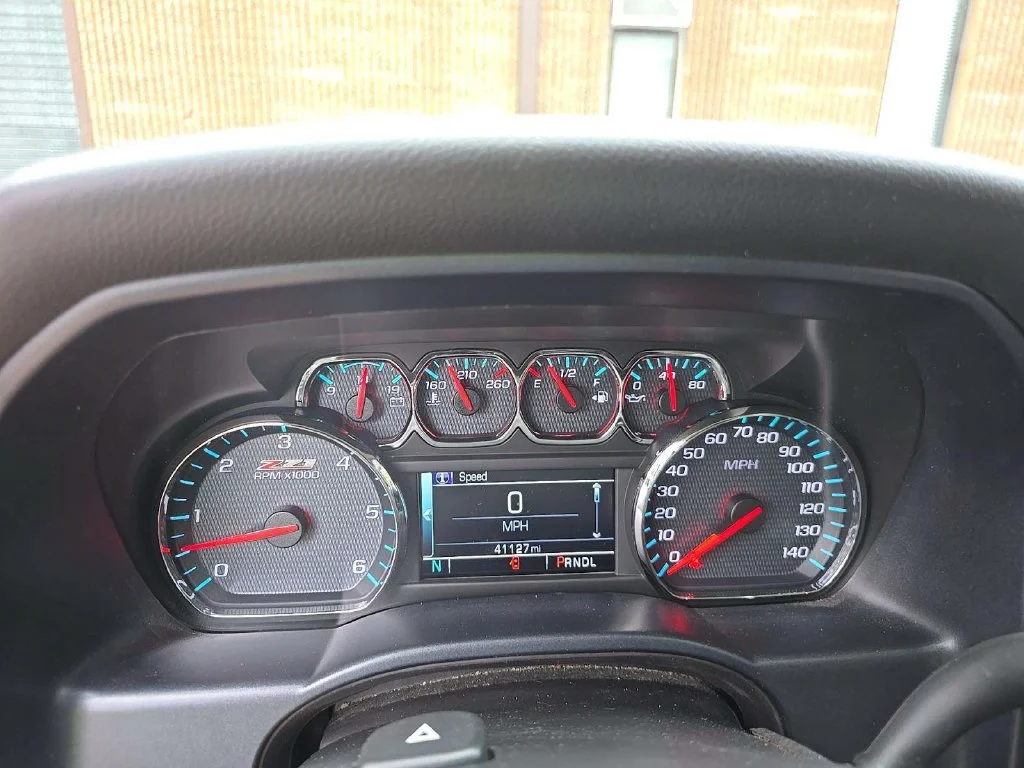 Used 2018 Red Chevrolet LT image 10