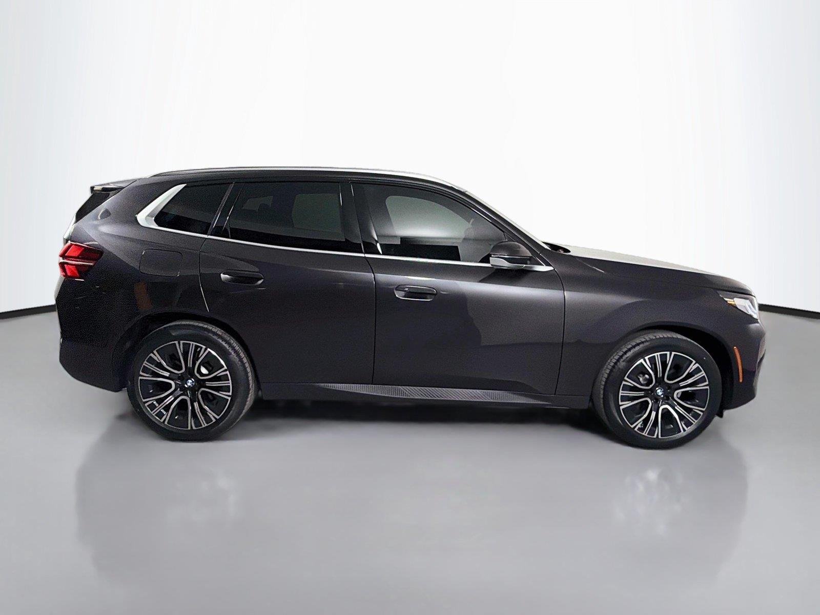 New 2026 Dark Graphite Metallic BMW 30 xDrive image 4