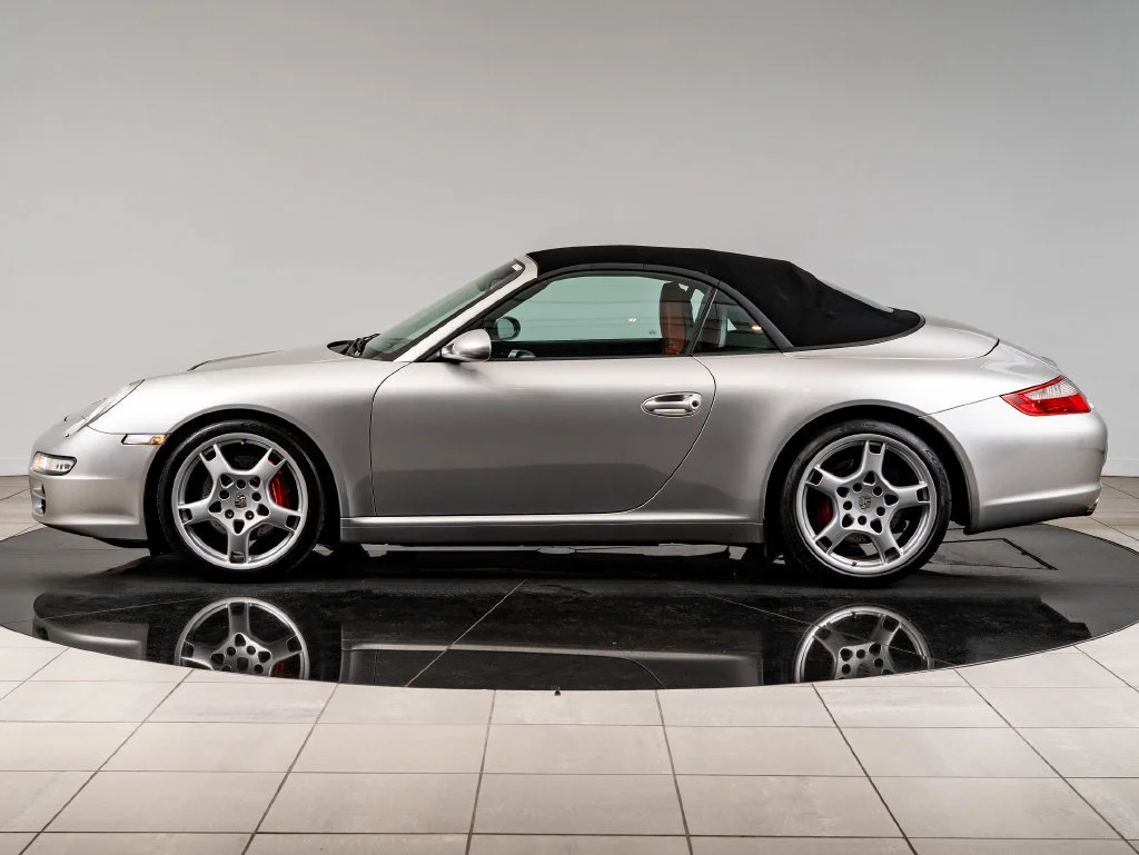 Used 2006 Arctic Silver Porsche Carrera S image 2