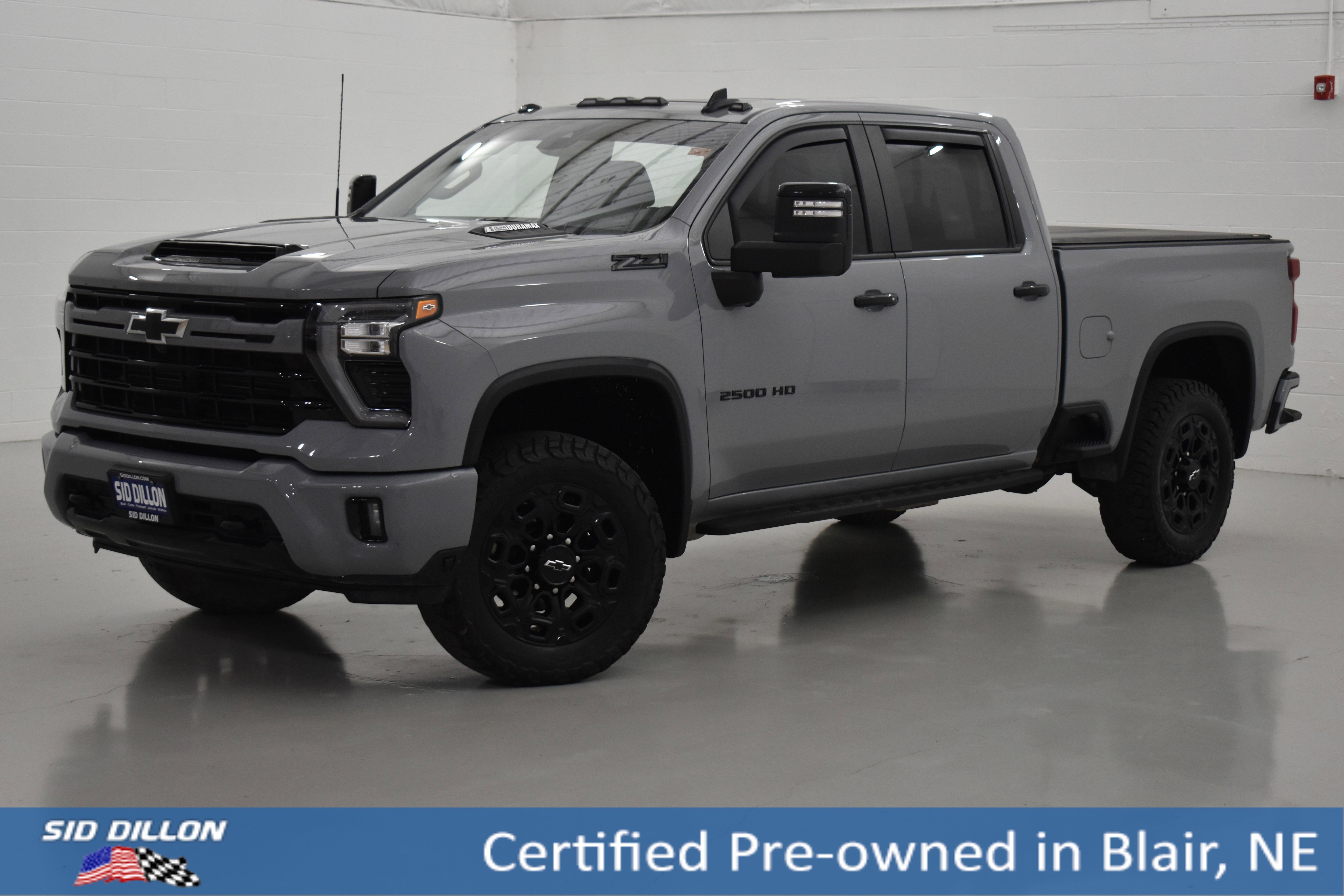 2024 Chevrolet Silverado HD LT 4WD Crew Cab Standard Box's photo