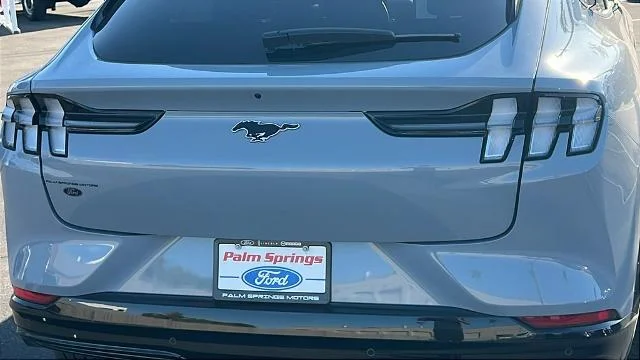 New 2026 Glacier Gray Metallic Tri-coat Ford Premium image 28