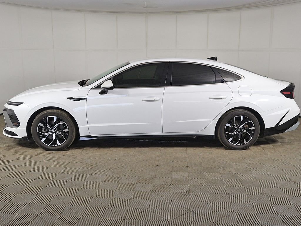 Certified Used 2024 White Hyundai SEL image 12