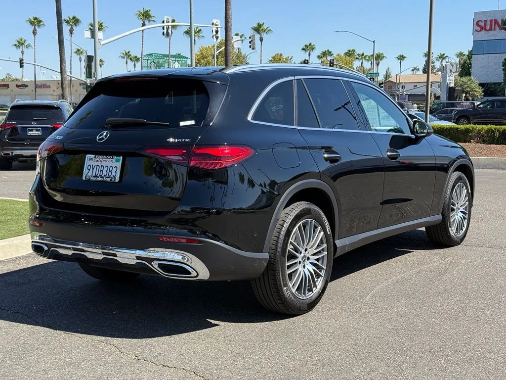 Used 2026 Black Mercedes-Benz GLC 300 image 8