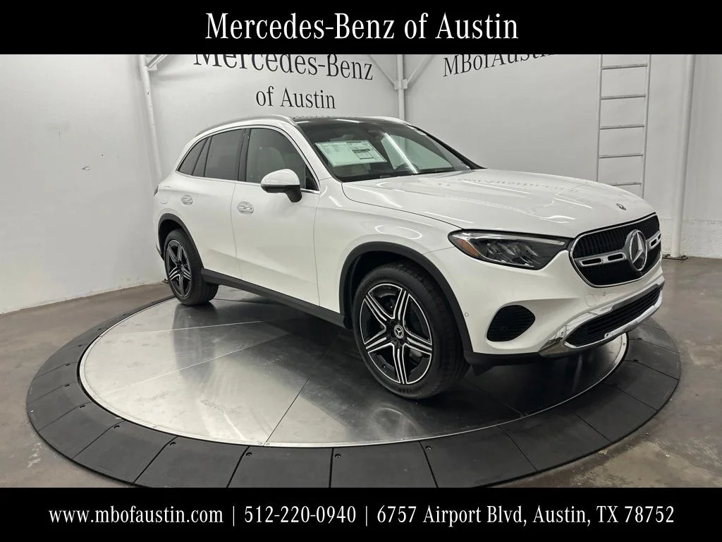 New 2027 White Mercedes-Benz GLC 300 image 1