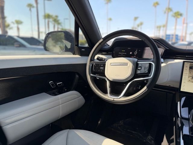 Certified Used 2025  Land Rover SE image 10