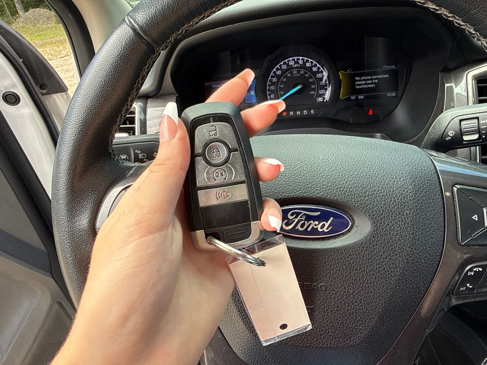Used 2019 White Ford Lariat image 12