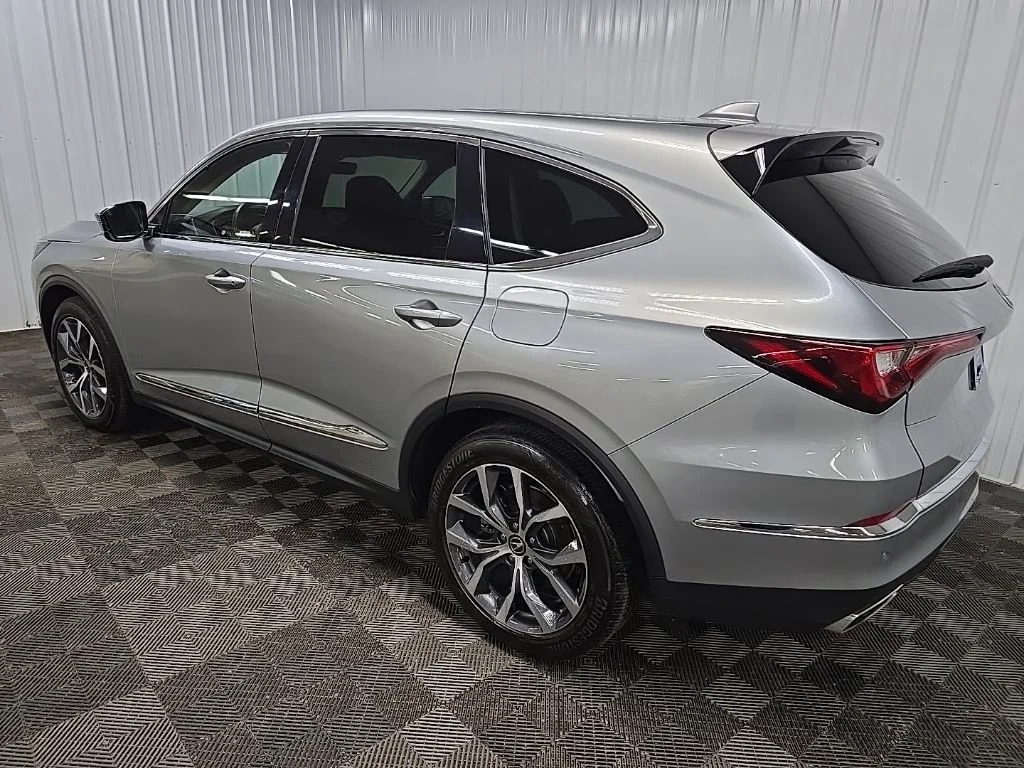 Used 2023 Liquid Carbon Metallic Acura Technology image 9