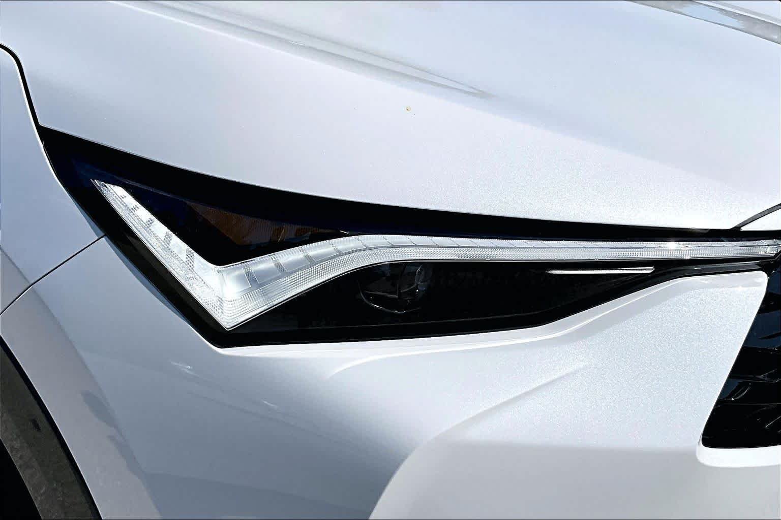 New 2026 Platinum White Pearl Acura  image 13