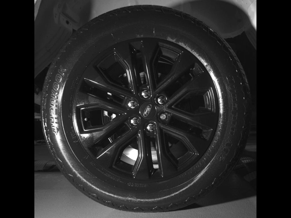 Used 2024 White Ford XLT image 11