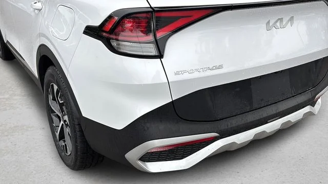 Used 2025 White Kia EX image 33