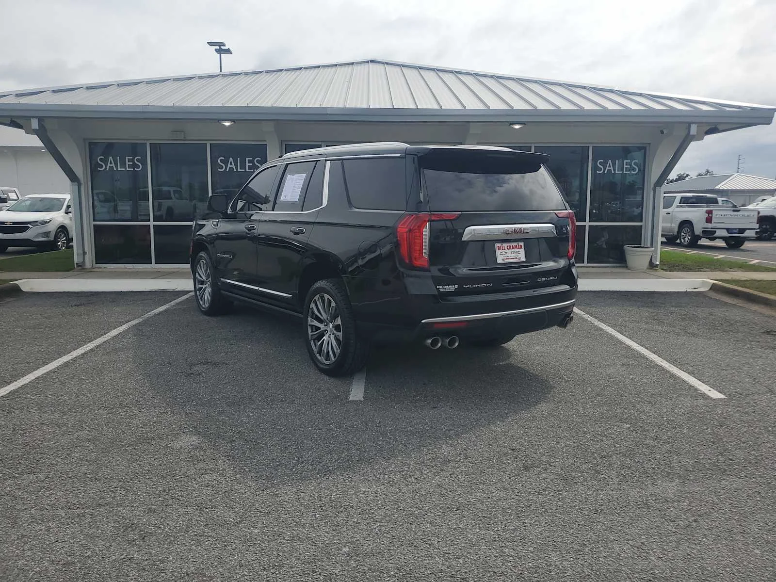 Used 2021 ONYX BLACK GMC Denali image 3