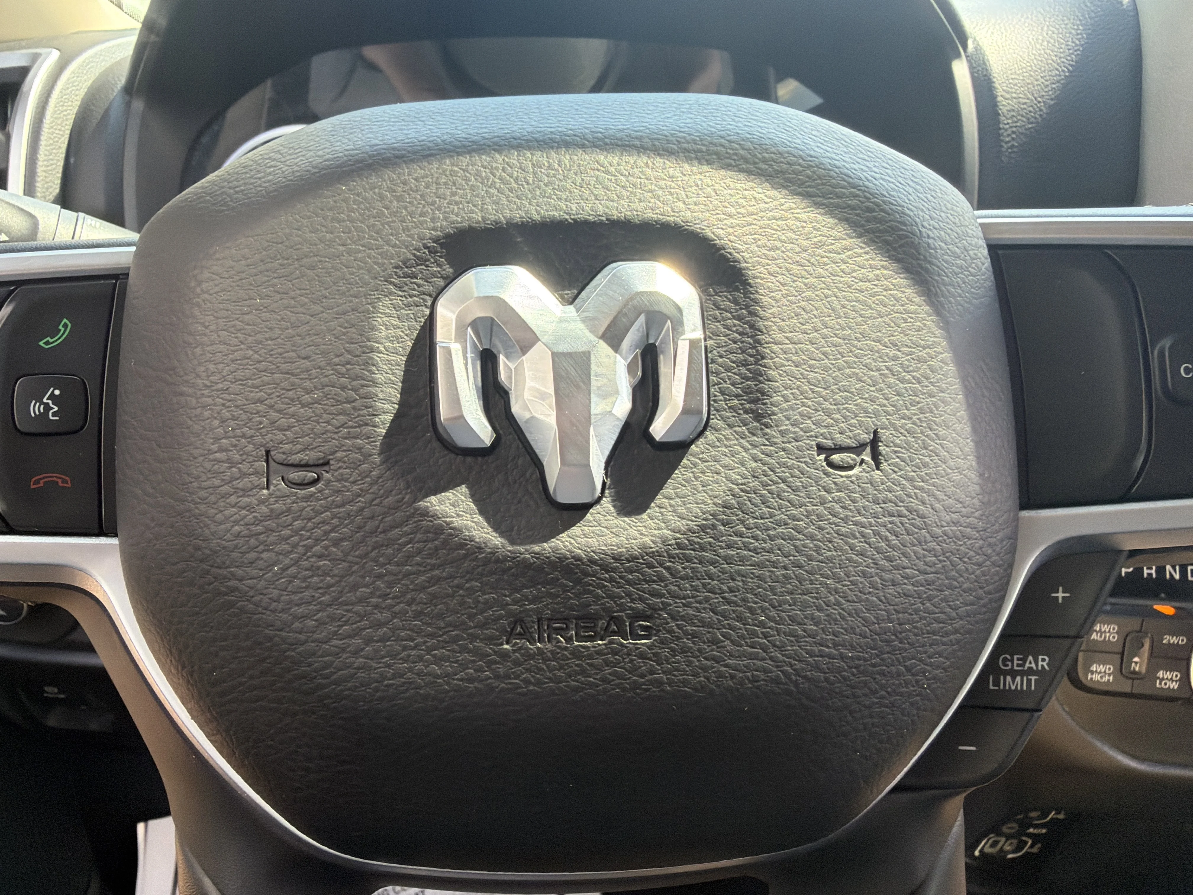 Used 2019 Granite Crystal Metallic Clearcoat Ram Big Horn/Lone Star image 34