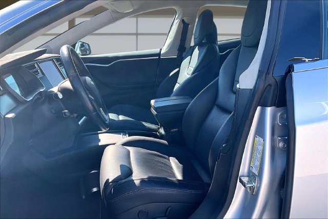 Used 2016 Silver Tesla  image 23