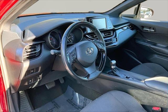 Certified Used 2018 RUBY FLARE PEARL Toyota  image 18
