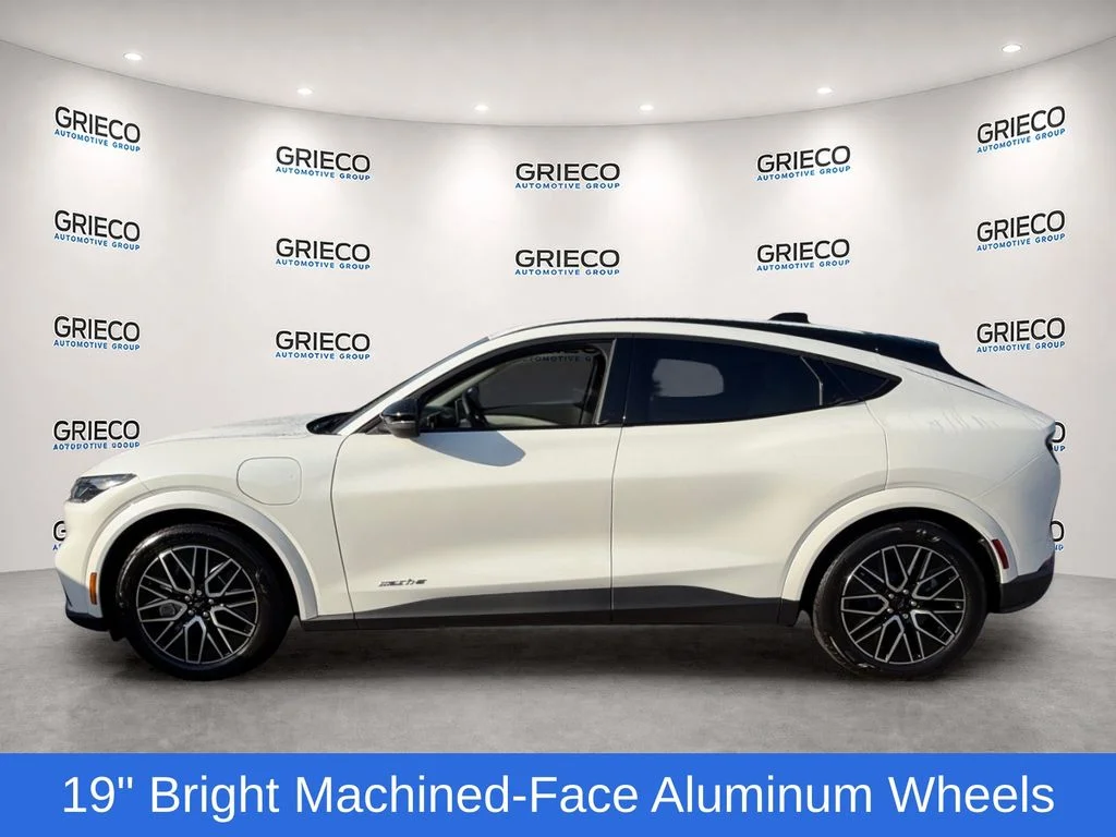 Used 2026 White Ford Premium image 4