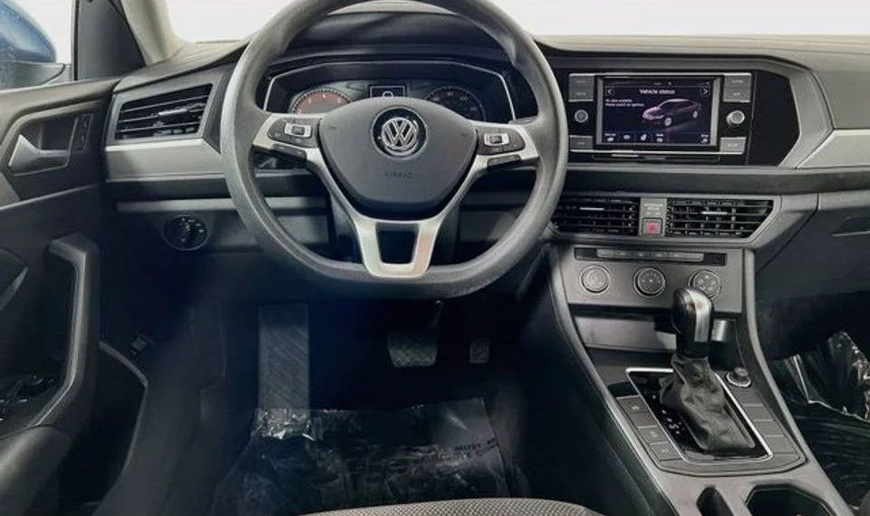Used 2019 Blue Volkswagen 1.4T S image 15
