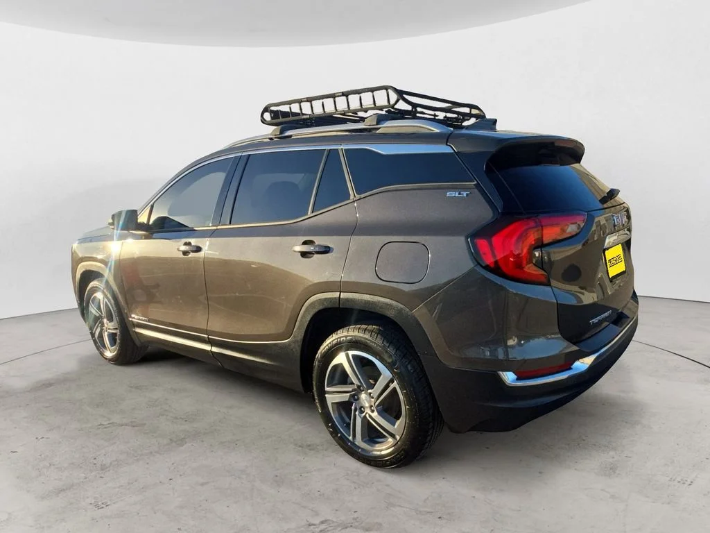 Used 2019 Gray GMC SLT image 3
