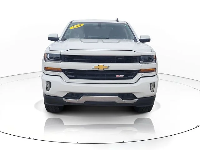 Used 2018 White Chevrolet LT image 2