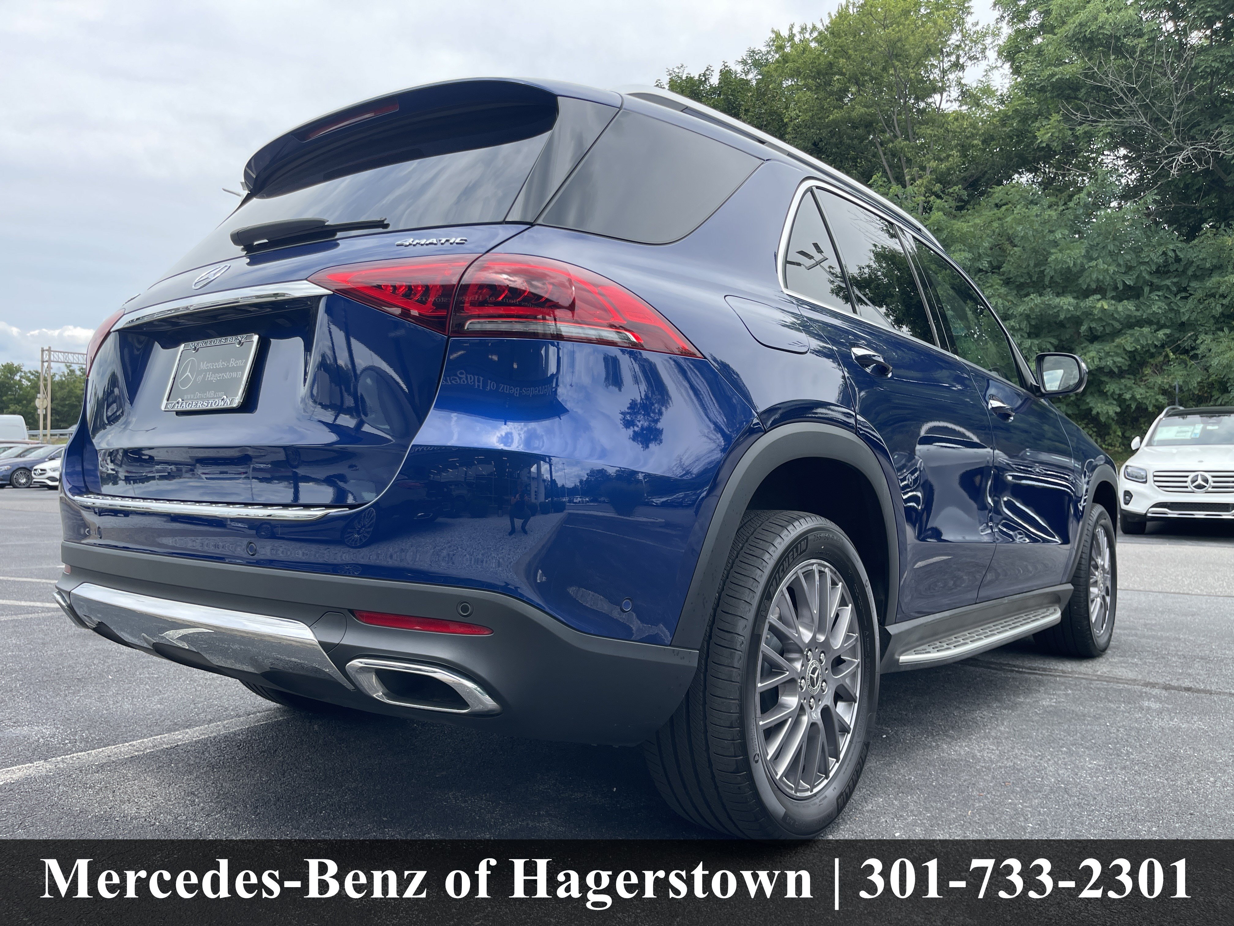 Certified Used 2022 Brilliant Blue Metallic Mercedes-Benz GLE 350 4MATIC® SUV image 36