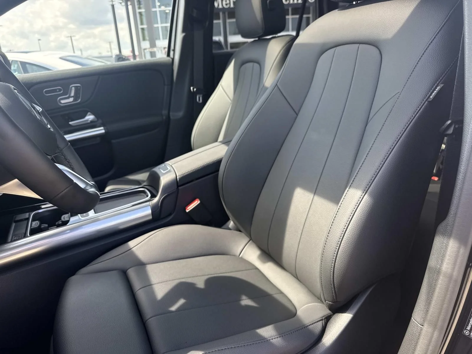 New 2026 Black Mercedes-Benz GLA 250 image 11