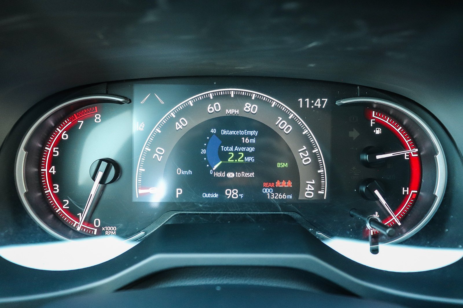 Certified Used 2025  Toyota XLE Premium image 23