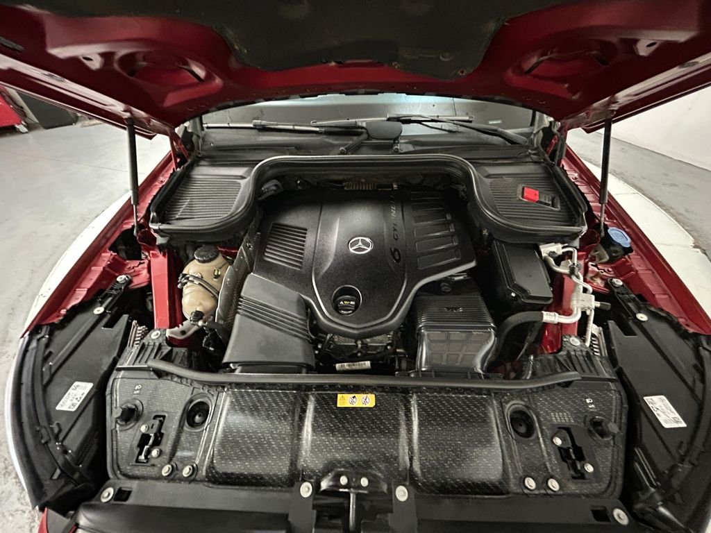 Used 2021  Mercedes-Benz GLS 450 image 21