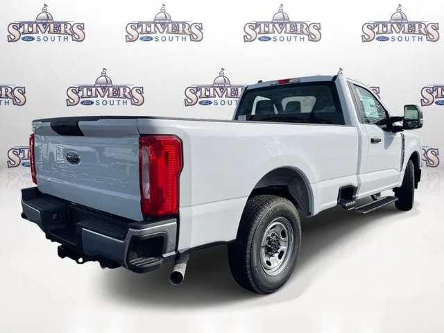 New 2026 White Ford XL image 3