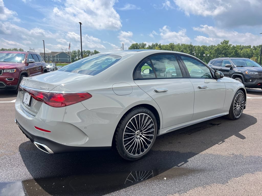 New 2026 MANUFAKTUR Alpine Grey Mercedes-Benz E 350 image 43